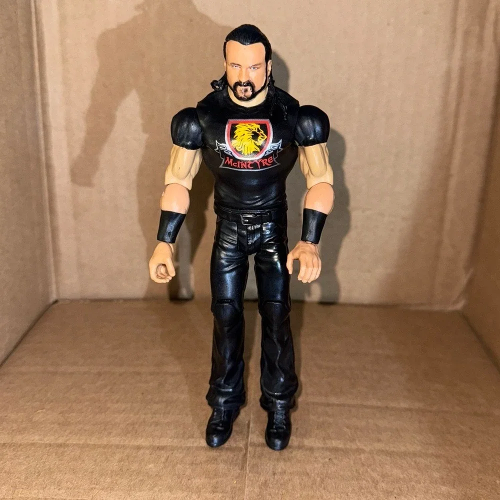 WWE Drew McIntyre Mattel Action‎ Figure Black Lion Crest Shirt GYX60 2017